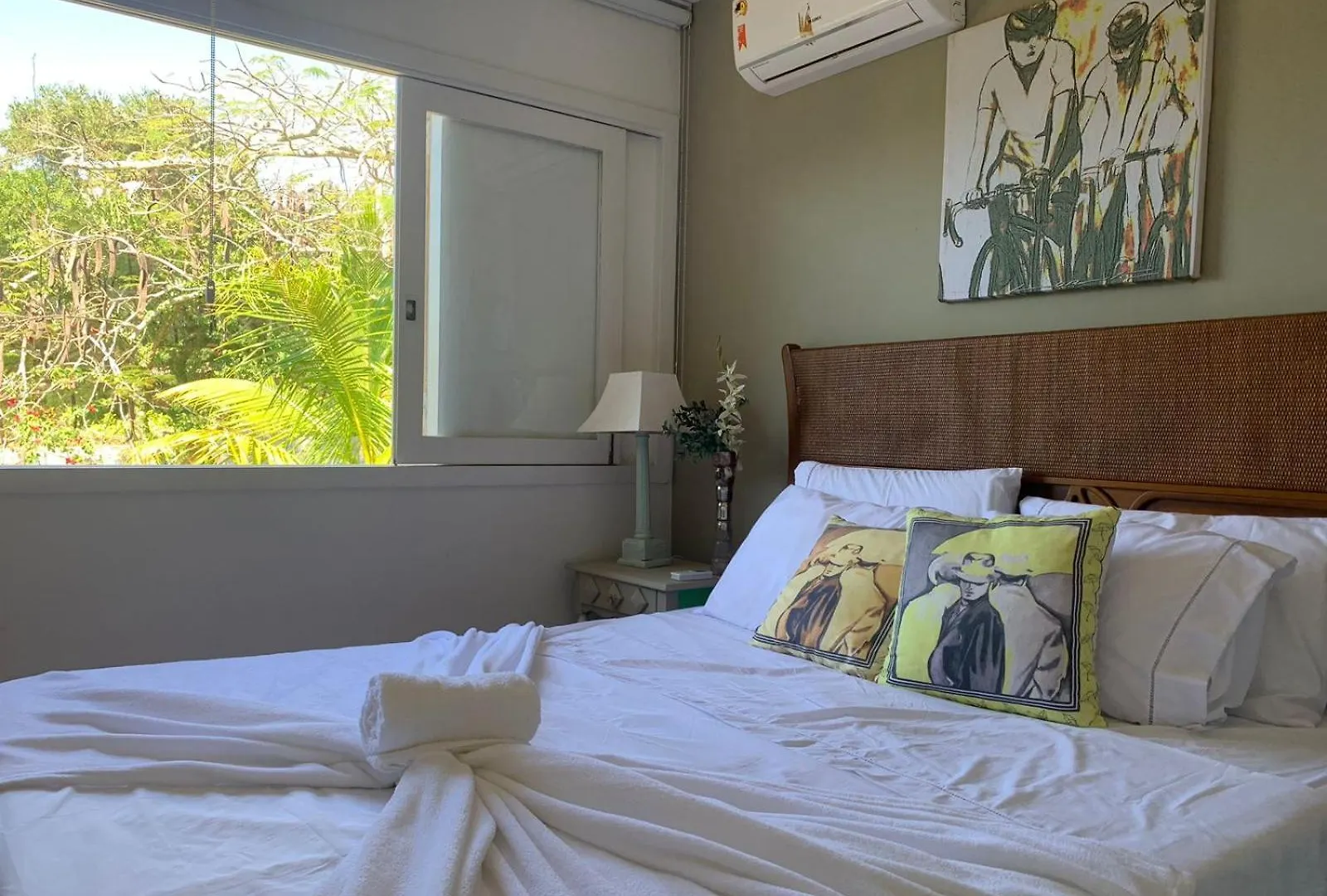 Mansao 24 Condominio Ferradurinha Armacao dos Buzios Villa
