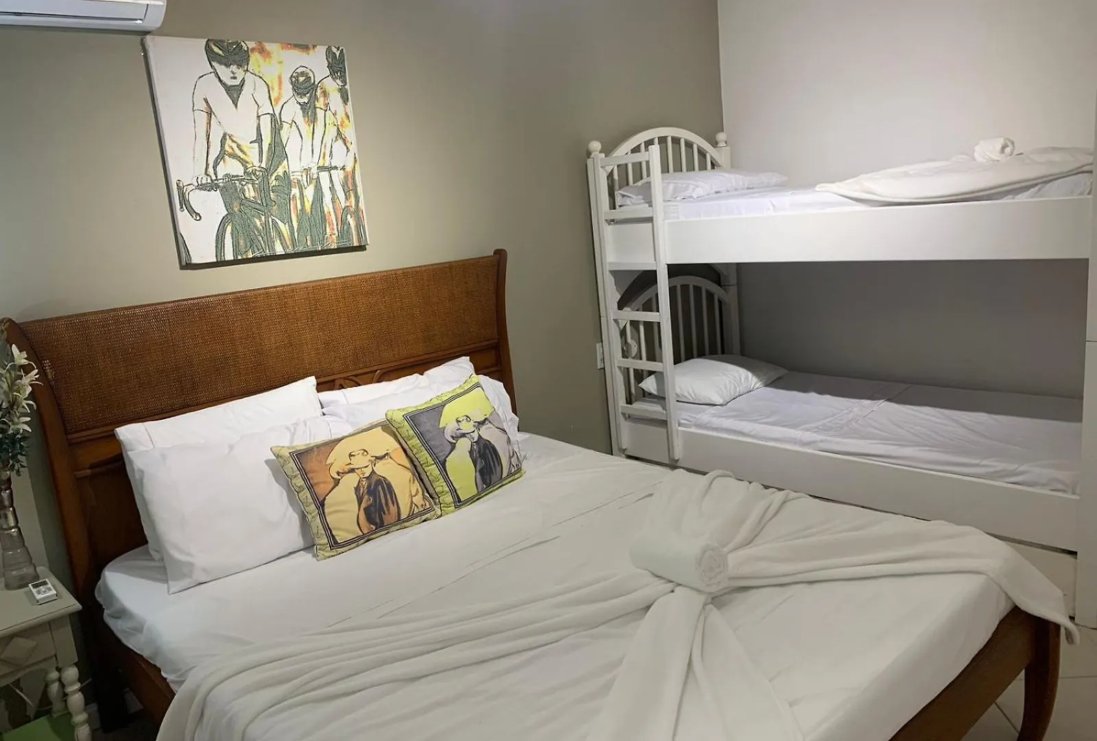 Mansao 24 Condominio Ferradurinha Armacao dos Buzios Villa